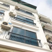 Bán gấp nhà Nguyễn Ngọc Nại, quận Thanh Xuân, 51m2 x 5 tầng, 6 tỷ TL